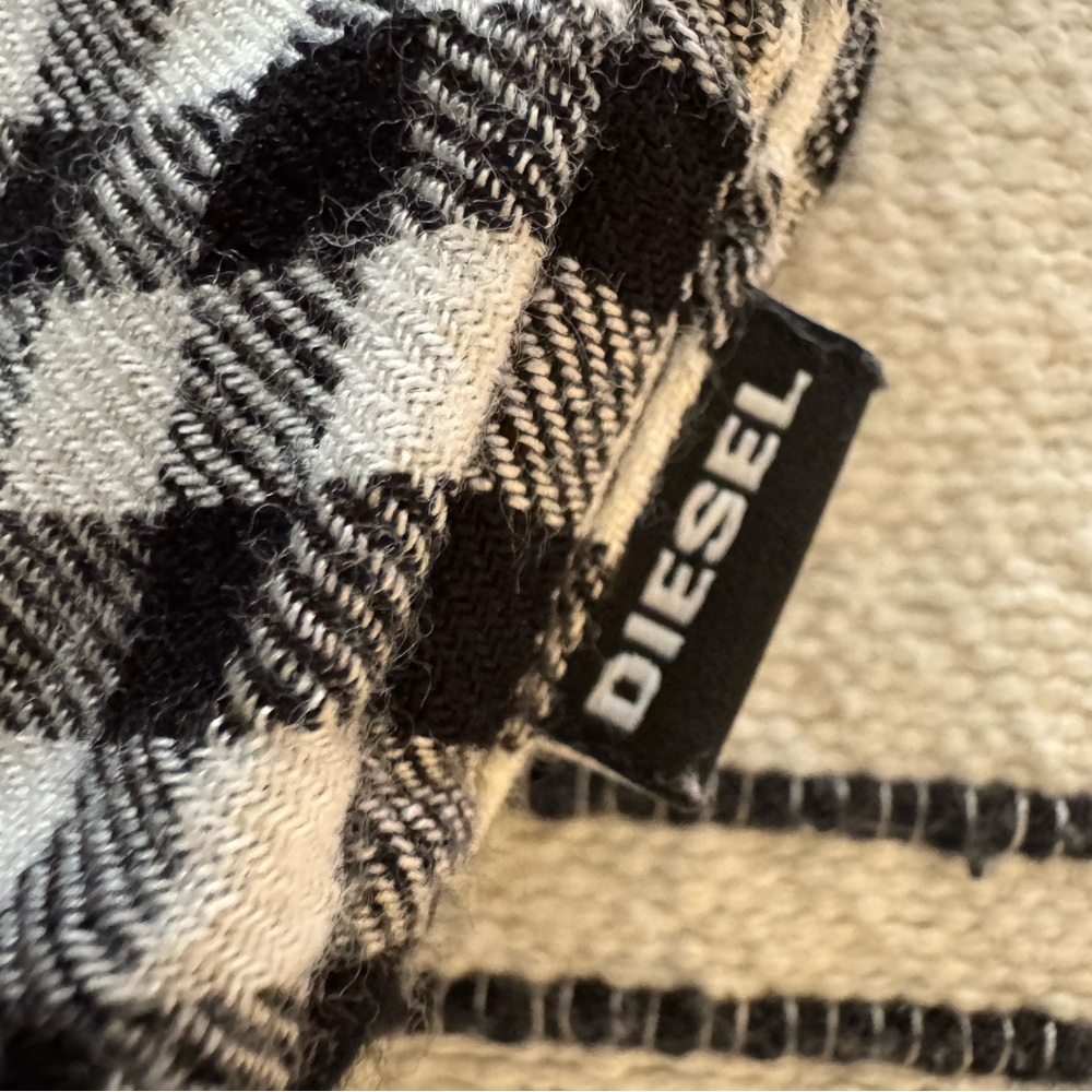 Diesel Men’s Black and White Checkered Button-Up Shirt size L - Picture 5 of 7